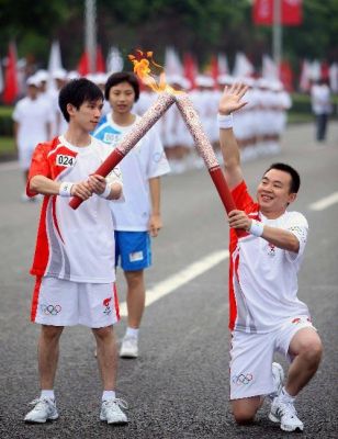 火炬手是怎样推广的？推广奥运会