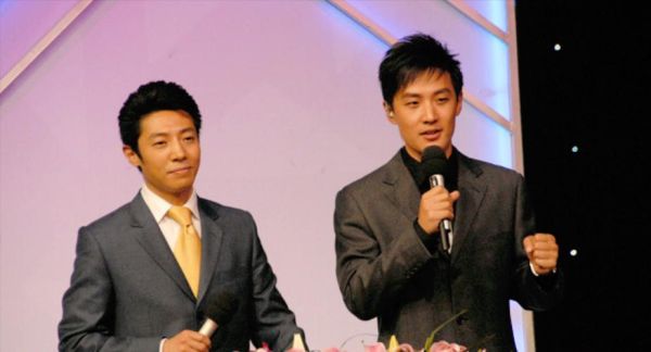 2008年北京奥运会的男主播是康辉吗（2008奥运会直播）