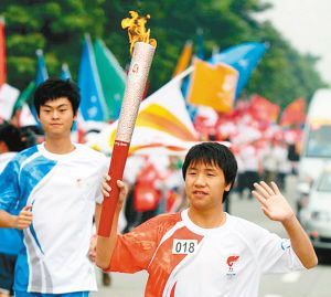 2008年北京奥运会开幕式男解说是谁（2008奥运会主任）