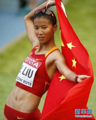 2021奥运会中国女子短跑拥抱队友的是谁（奥运会队友评价）